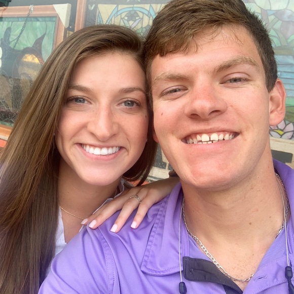 Meet your Posher, Annalee - Picture 2 of 5